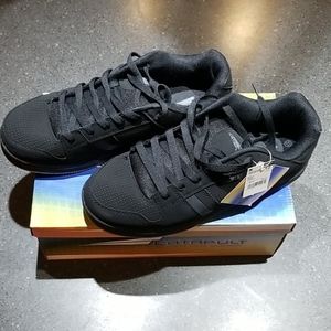 Men's catapult athletic shoes